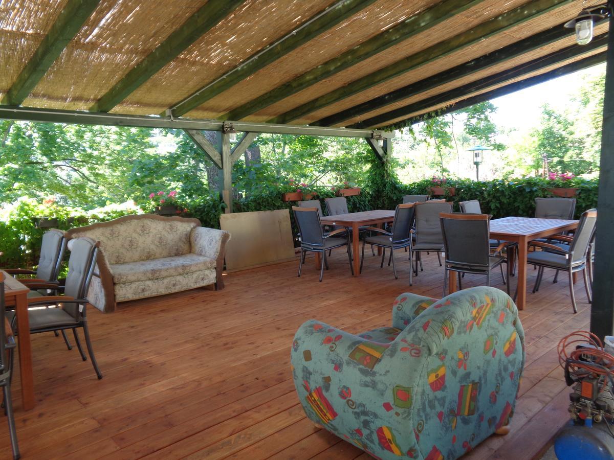 Bed and Breakfast Arnyas Park Apartmanhaz à Balatonalmádi Extérieur photo