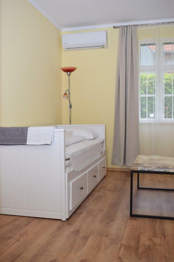 Bed and Breakfast Arnyas Park Apartmanhaz à Balatonalmádi Extérieur photo